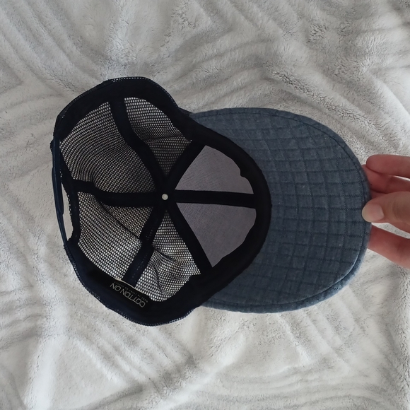 Hat - Picture 3 of 3